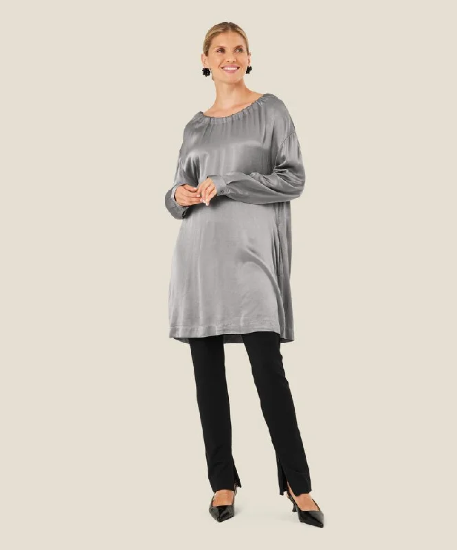 Women's Blouse with Smocking1008226 MaGia Tunic - Sliver Grey