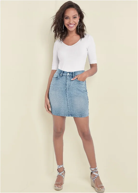 Women's Mandarin Collar DressesMini Jean Skirt - Light Wash