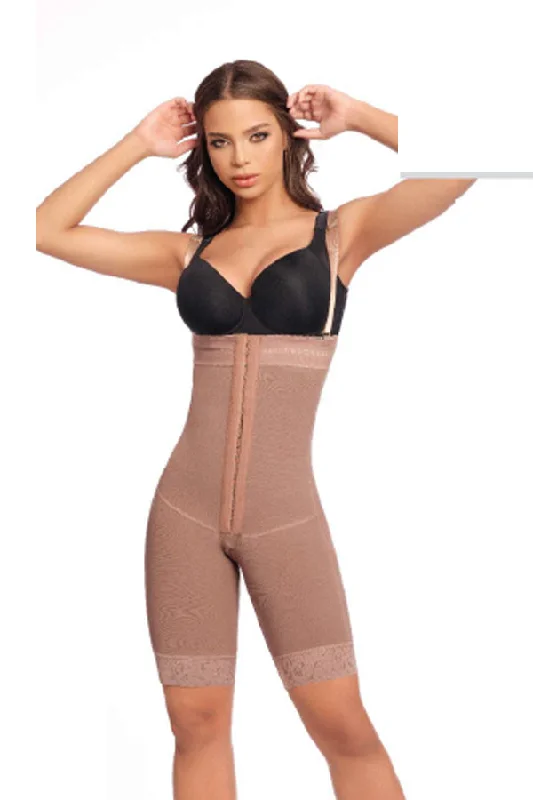 high-compression shapewear for bodybuilding suitsMid-leg bodyshaper with Open cup Design