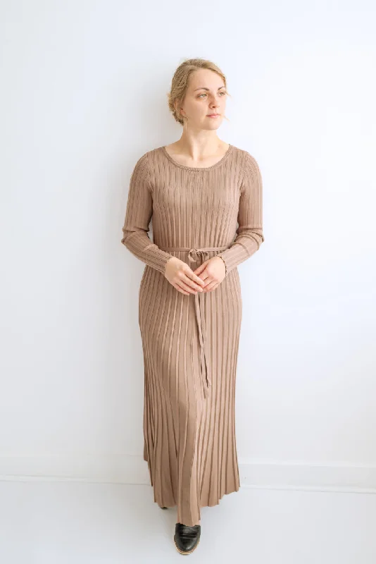 Women's Racerback DressesVermont Pleated Maxi Dress in Gingerbread