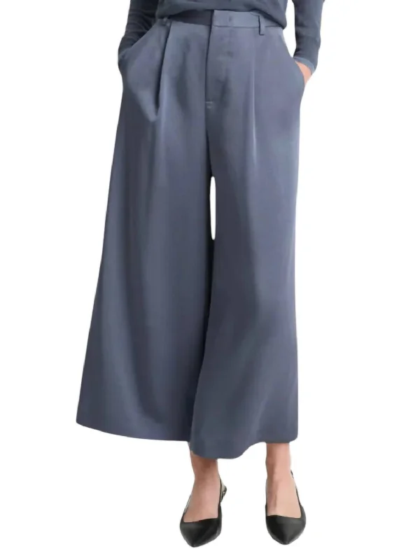 Women's Jodhpurs with Sweetheart CollarMid Rise Satin Culotte Pants In Dark Water