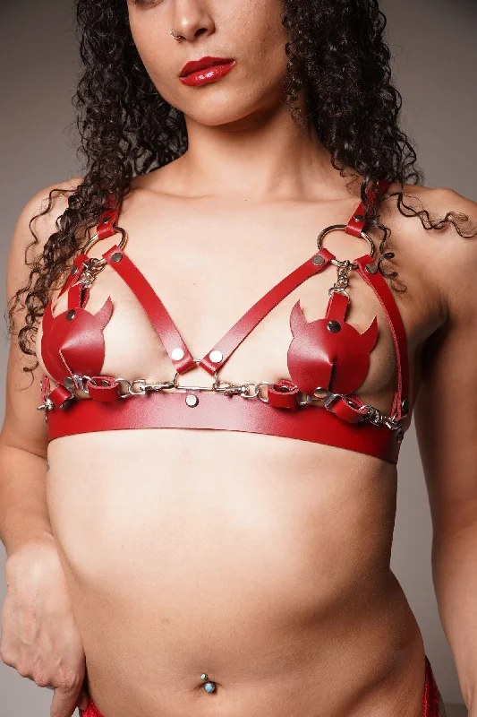 seamless shapewear for figure-hugging dressesOxblood Red Leather Cage Harness Bra